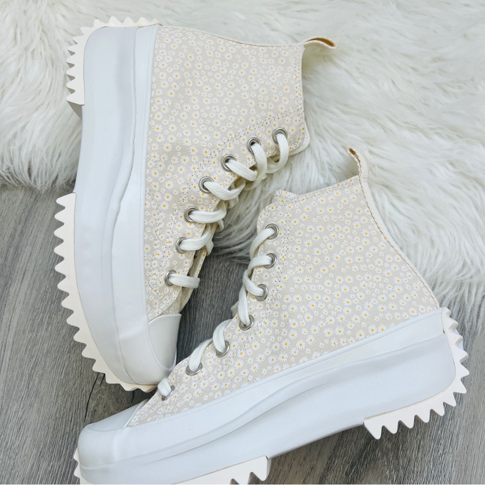 NWT Converse Run Star Hike Platform Daisy Women’s Shoes - Picture 4 of 8